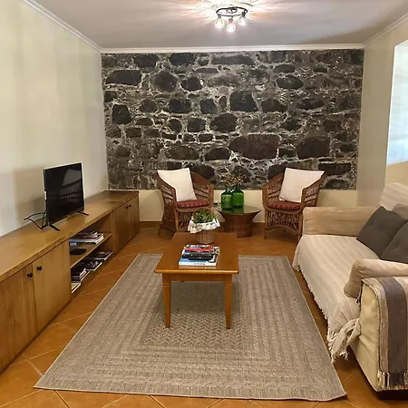 Casa Ginjas Country house Sao Vicente (Madeira)